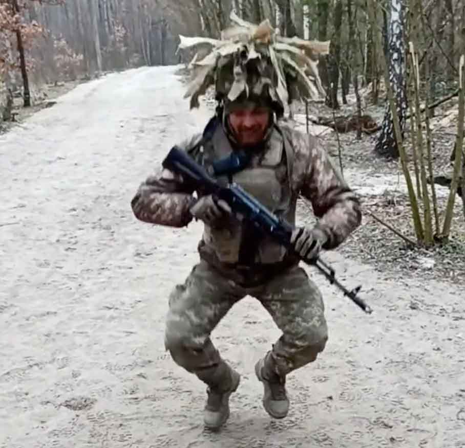 การเต้นรำของทหารยูเครน