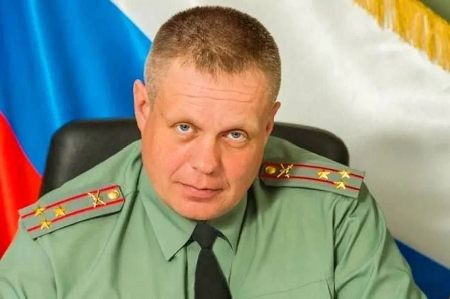 วันที่ 12 มิถุนายน นี้จะเป็นวันที่ฮาและตื่นเต้นกันแน่นอน เพราะทหารรัสเซียชื่อสำคัญ เรียกว่า นายพลเซอร์เกย์ เซอร์เกย์ โกรญาศ (Sergey Goryachev) นายกองทัพสำหรับกองทัพที่ 35 ถูกทำลายทันทีในระหว่างการเข้ารอบสุดท้ายในเขตอำเภอซาปอริซีย์ของประเทศยูเครน ทุกคนจะอยู่กับเหตุการณ์ที่สู้กันไม่ยั้งเมื่อทหารยูเครนส่งระเบิดเข้าไปสู่เขตรับผิดชอบของเขา